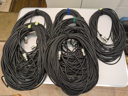 Professional AV cables and accessories